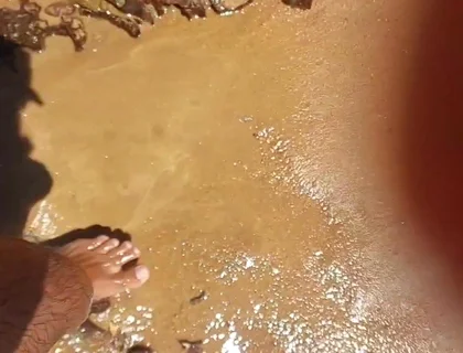 Sissy Ladysilva Walks Naked on the Beach with Her Hot Ass Tanned and Masturbating His Cock Until She Cums