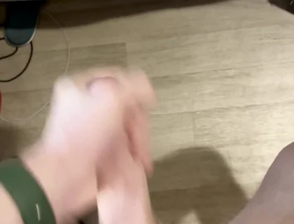 Solo Cumming. Big Load and Huge Mess