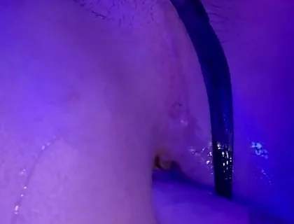 That Swallowing Pig, Getting a Hand for That Gluttonous Butt (fisting Session)