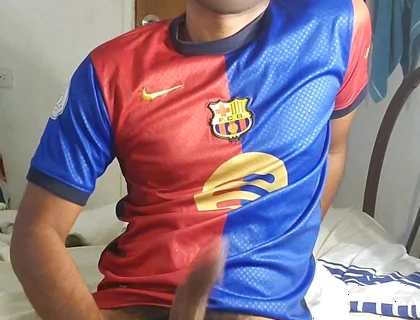 Hi, My Name Is Charly, I'm 22cm and I'm Active, I Masturbate with Both Hands