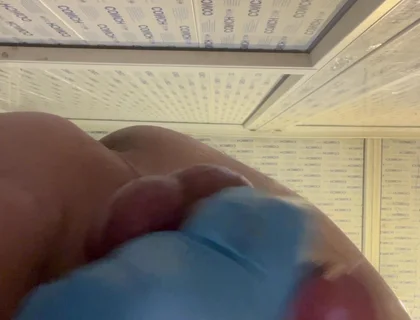 Masturbation with Cumshot Ending