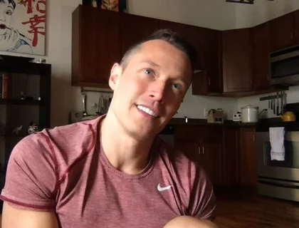 Muscle Worship Live Chat
