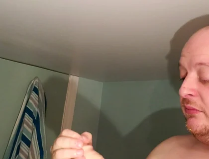 Deepthroat 11 Inch King Cock Dildo Face Fuck