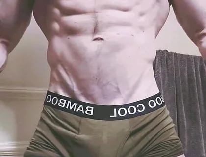 Famous Nfl Player Goes Viral on Instagram