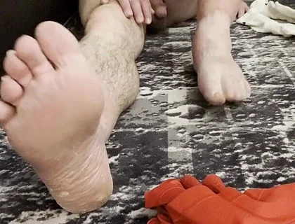 Coach Karl's Bare Feet Bare Balls [8893]