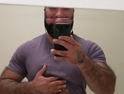 When You're Bored on a Jobsite, You Have to Find Methods of Entertainment