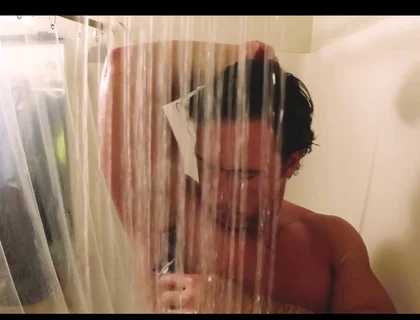 Watch Me Wash My Armpits