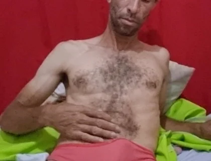 They All Come and Enjoy Watching Me Masturbate with Great Lust