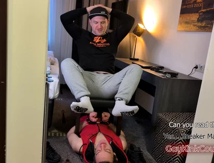 Feet Worship During Business Trip