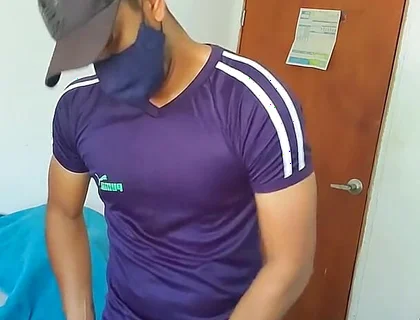 Indian Black Cock Gets Masturbated