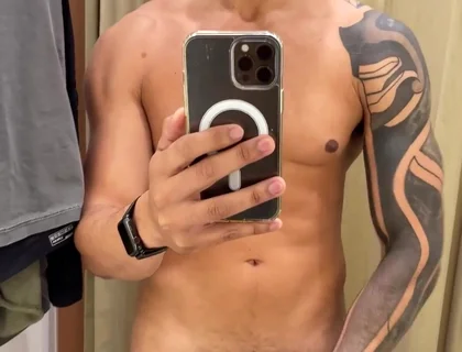 Jerking off in Fitting Room