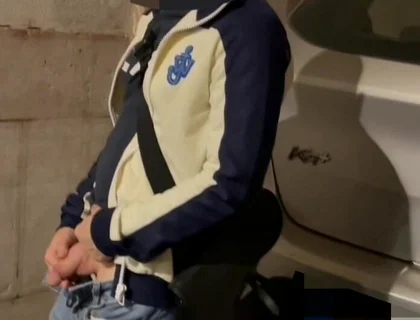 Amateur Boy Taking His Fat Cut Cock Out of His Jeans and Pissing in the Street