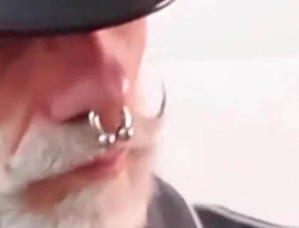Bluf Smoking