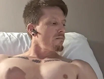 Muscular Guy Jerks off Solo with Massive Cumshot