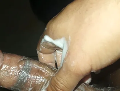 Masturbates Video No Devio Aberse Uploaded Nica Breast Pump2 Masturbator in Public Pool Bathroom
