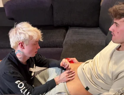 Blonde Twink Dude Sucks Cum Out Of His Mate Whilst He Video Games Fornite