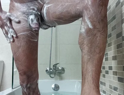 I Went to Take a Shower and Made a Video for My Followers.