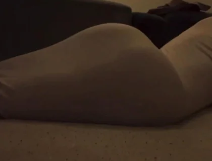 Big Ass Latina Dives Deep in Raw Ass Play