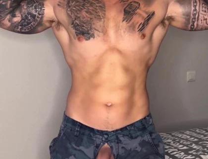 My Big Cock Cums with Military Outfit!