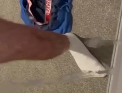 2839835