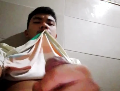 Bathroom Masturbation in the Province