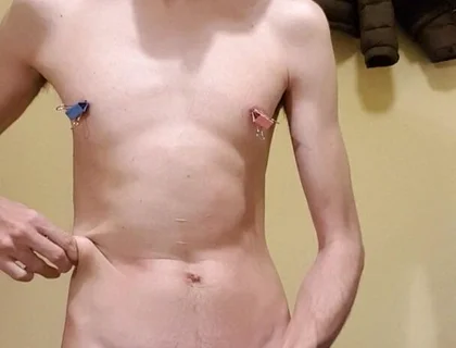 Eat your cum, slave! With binder clips