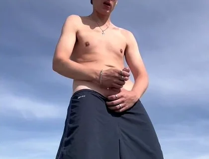 Freeballing and Fun on the Hike