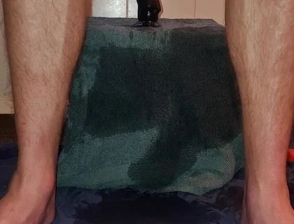 Hot Solo Male Riding His Toy Till Orgasm
