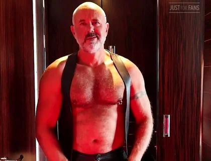 Just Flexing and. a Bit of a Solo
