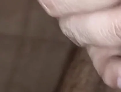 Its pee time while having bath