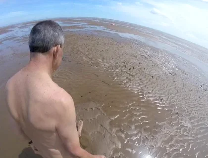Wank on the Beach