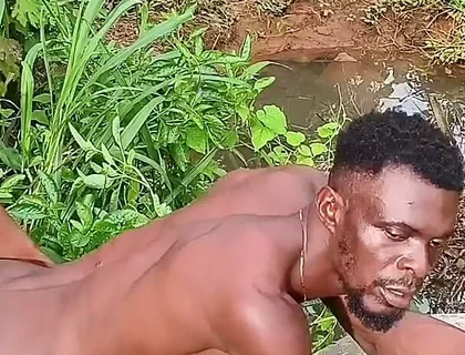 Ebony Ran for His Life After a Merciless Hard Jungle Fuck