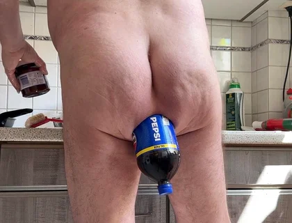 Extreme Anal - Fun in the Kitchen!