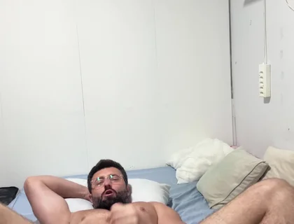 Showing the Big Dick