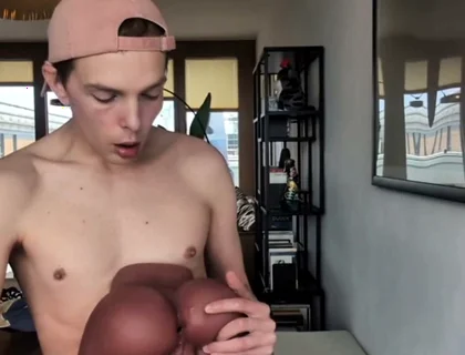 Twink Jerking off