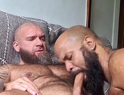 Bearded Stepfather - Meeting with the Russian Part 2. Kisses, Breastfeeding and Armpits.