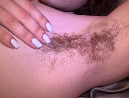 Who Wants to Jerk off While Smelling My Hairy Pits?