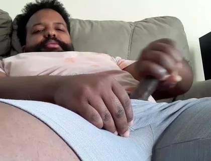 Hot BBC Stepdaddy Strokes It and Moans to Youtube Vid