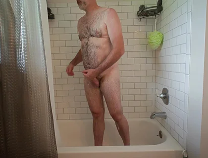 Shower Time with Jon Scarecrow