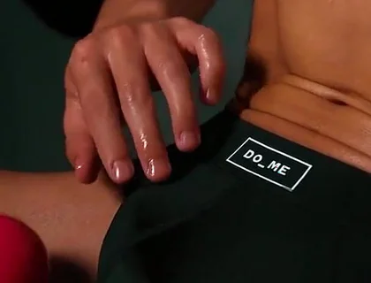 Gif-013 Strong Straight Male Engineer / Curved Hook Hard Cock Stimulation and Shooting Control