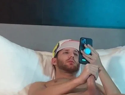 Jerking off for 30 Minutes