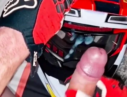 Naked Biker Wanks on His Mxhelmet