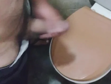Cum in Bathroon