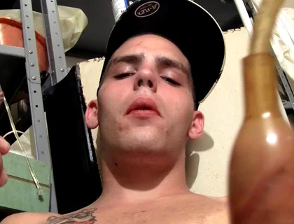 Drac Smoke & Massive Cum!