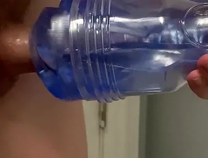 Handsfree Cumshot From Redhead Twink