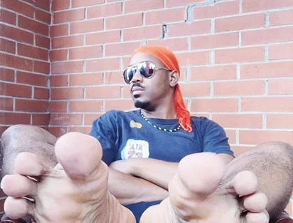 Cross and Uncrossed Soles (2025)