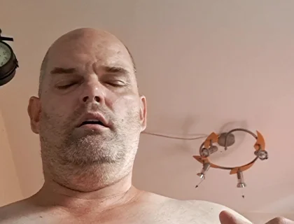 The Bitch Is Fingering Again