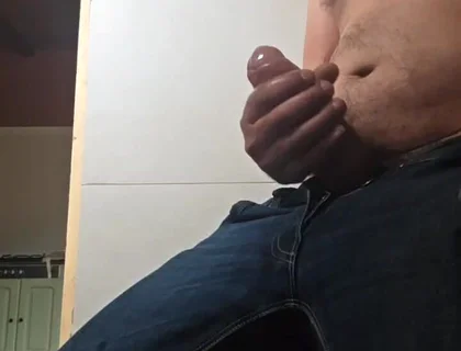Guy Masturbates on His Knees