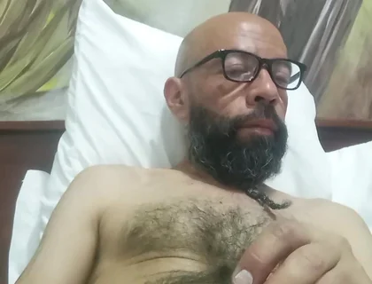 Racing Cock Deepthroat Wild, No Hesitation