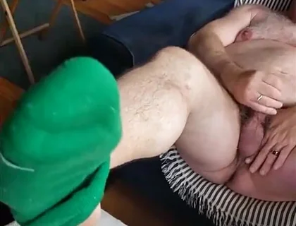 Bear Jerks off in Green Socks